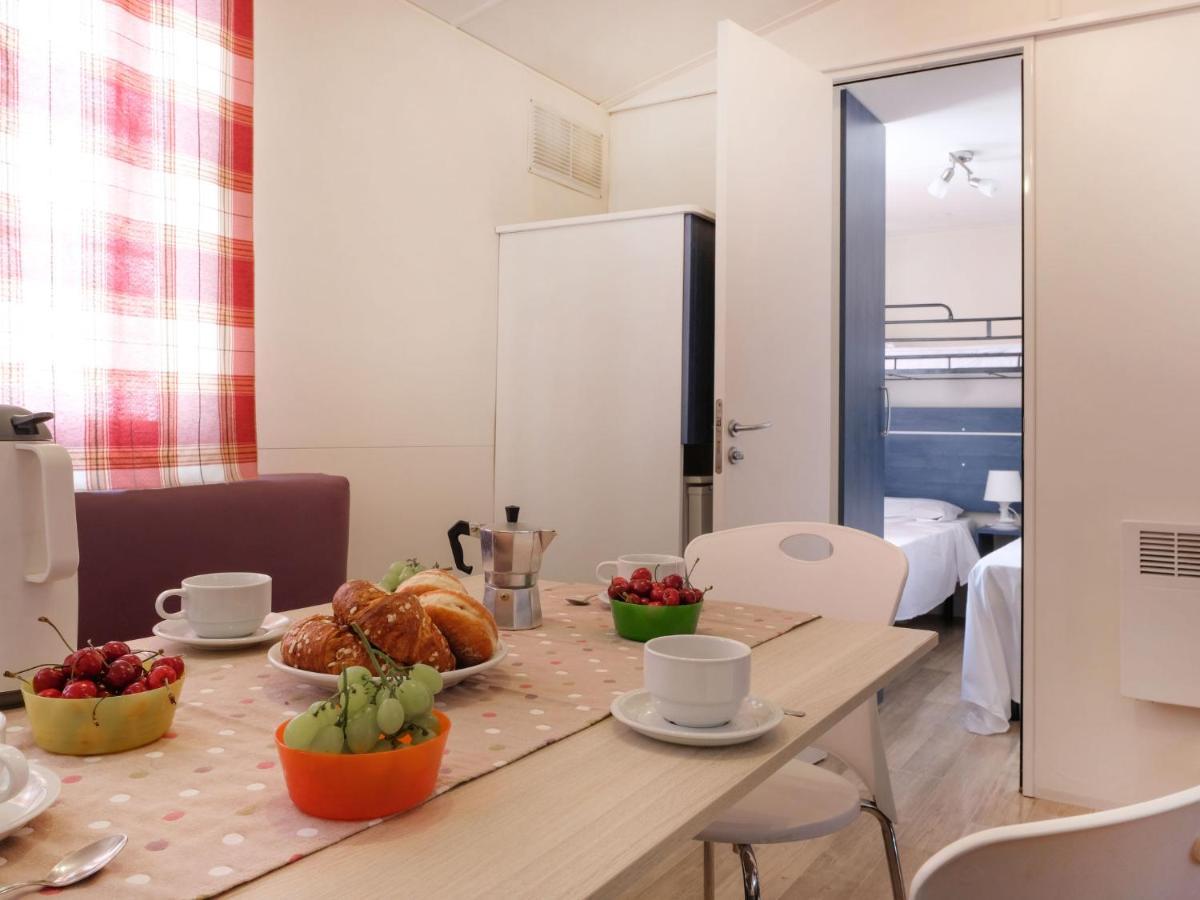Holiday Home Balatontourist Fuered-1 By Interhome Balatonfured Exterior photo
